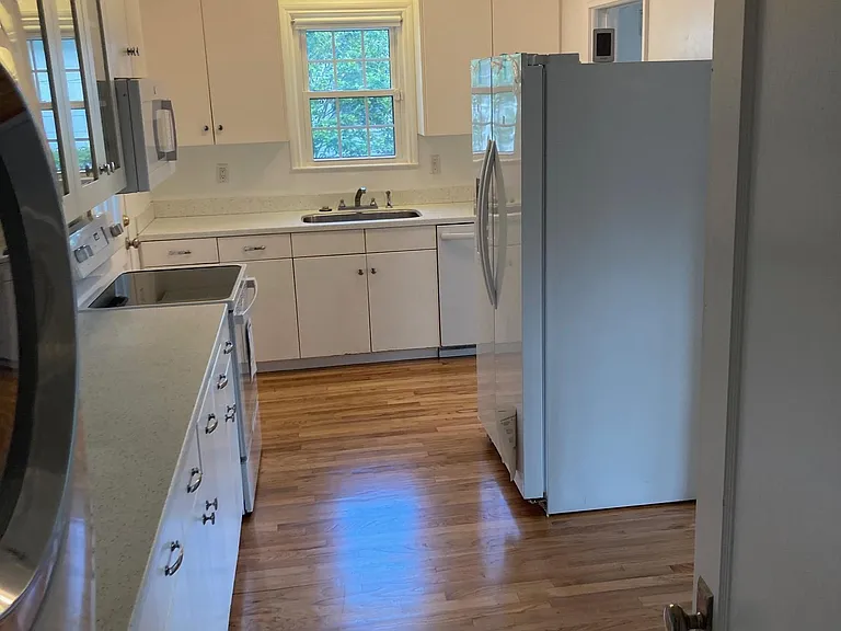 836 E College Ave — Photo 11