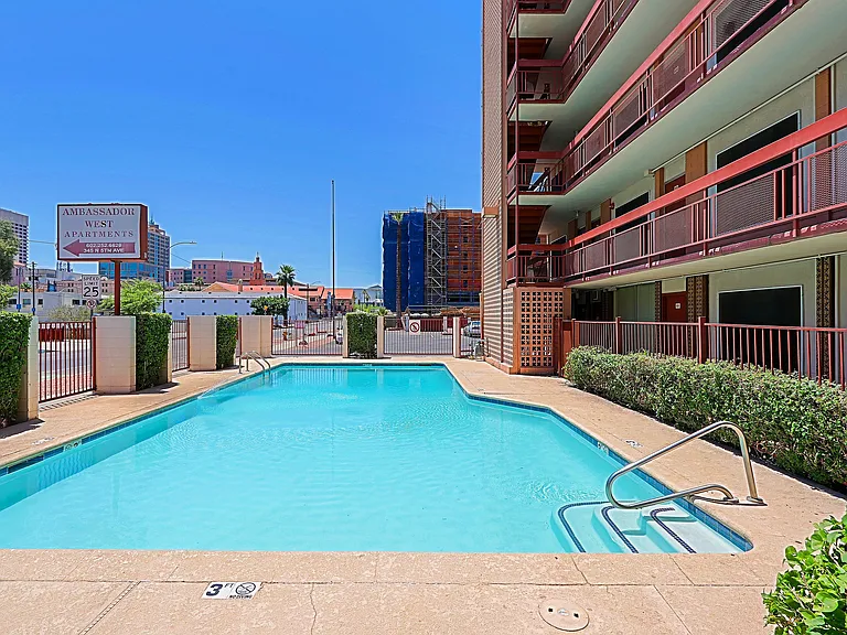 Ambassador West Apartments — Photo 16