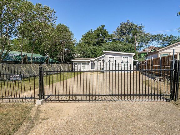 4th image of 2059 NW 21st St