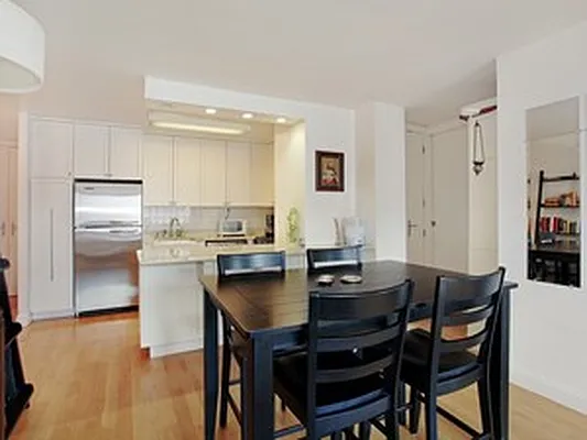 Sold by Corcoran | media 24