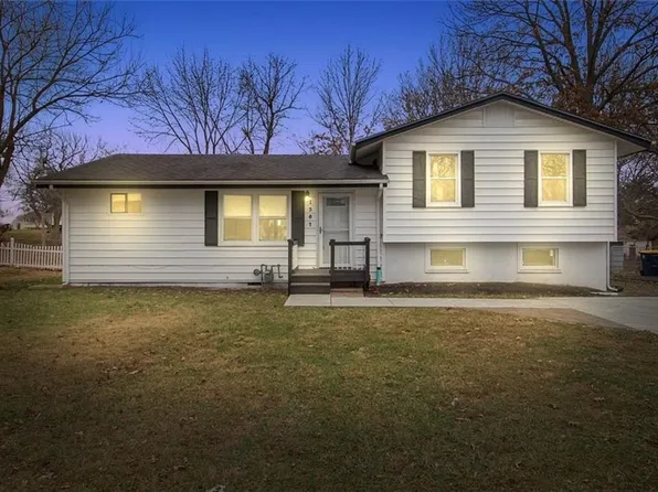 7502 N Avalon St, Kansas City, MO 64152