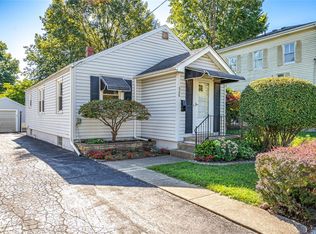 328 N Chestnut St, Litchfield, IL 62056