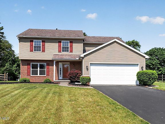 2nd image of 30 Springcove Ln