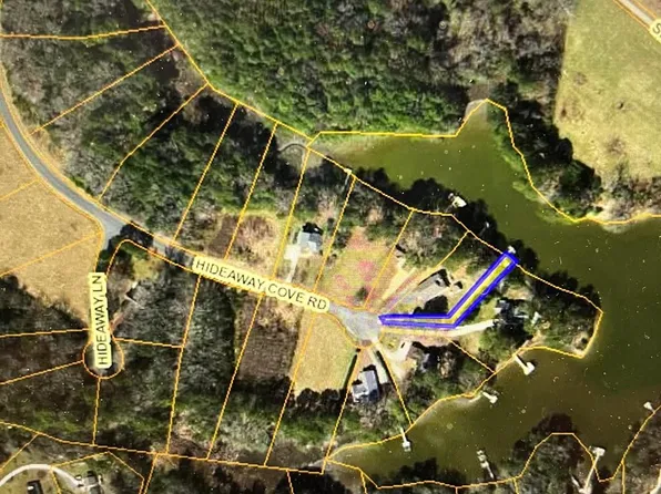 18 Hideaway Ln, Jamesville, VA 23398