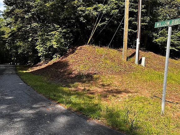 2nd image of 00A Higgins Rd