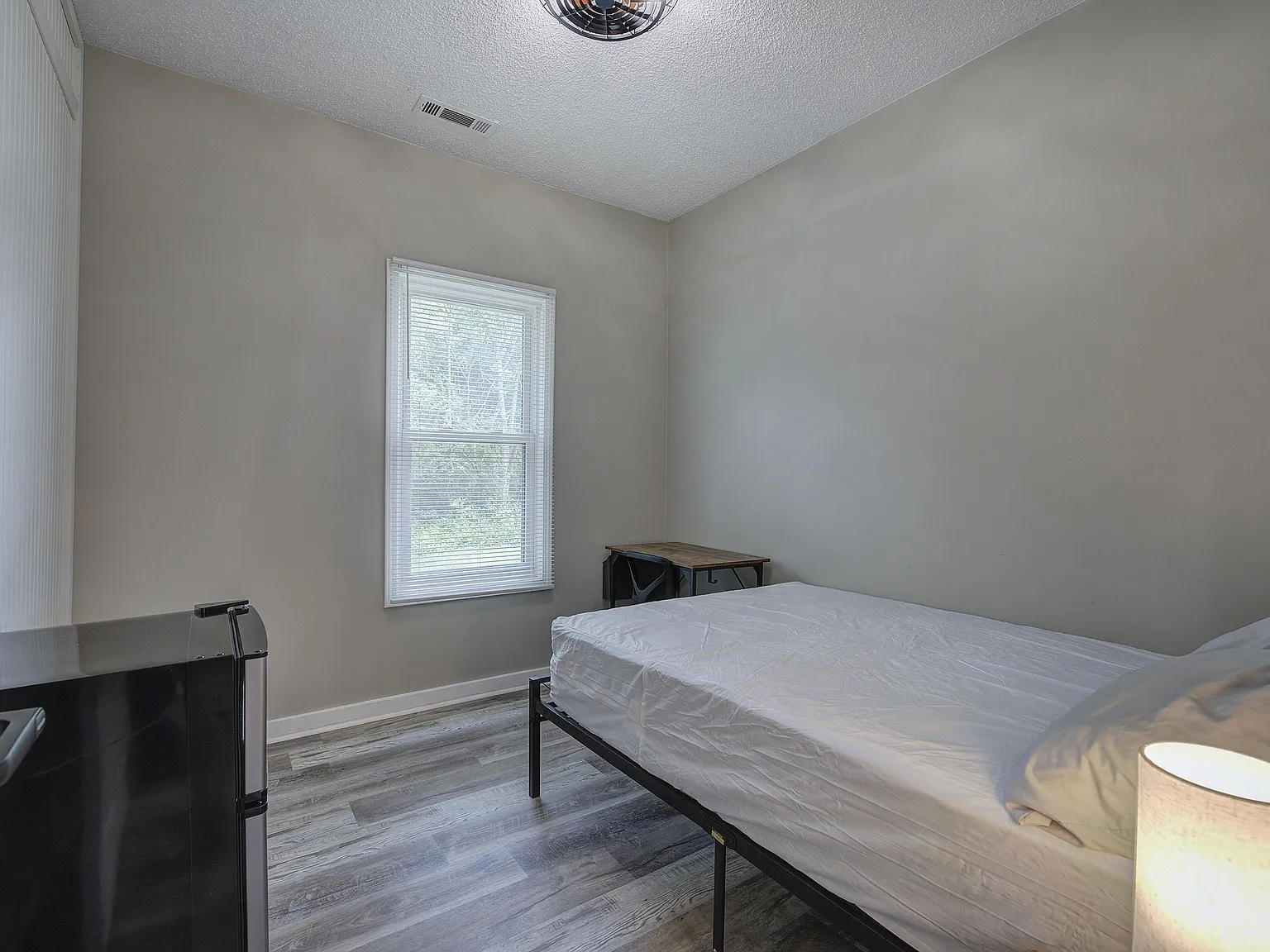 4 bed, 2.5 bath, 2000 sqft, $845 — Photo 3