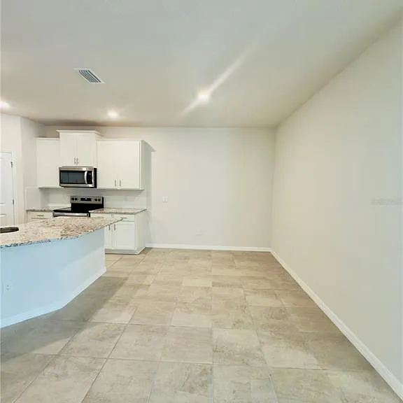 626 157th Ct E — Photo 11