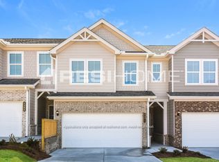 1620 Cleadon Dr, Lawrenceville, GA 30043