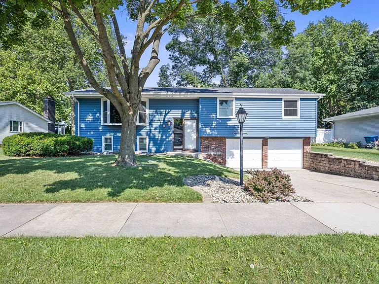 1923 Kennedy Ave — Photo 18
