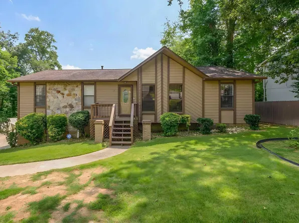 17 Freda Jane Ln, Birmingham, AL 35215