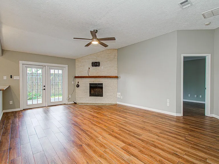 10546 Rippling Fields Dr — Photo 13