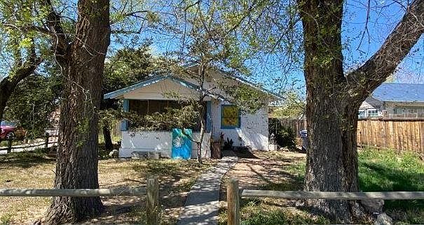 1st image of 323 Princeton Dr SE