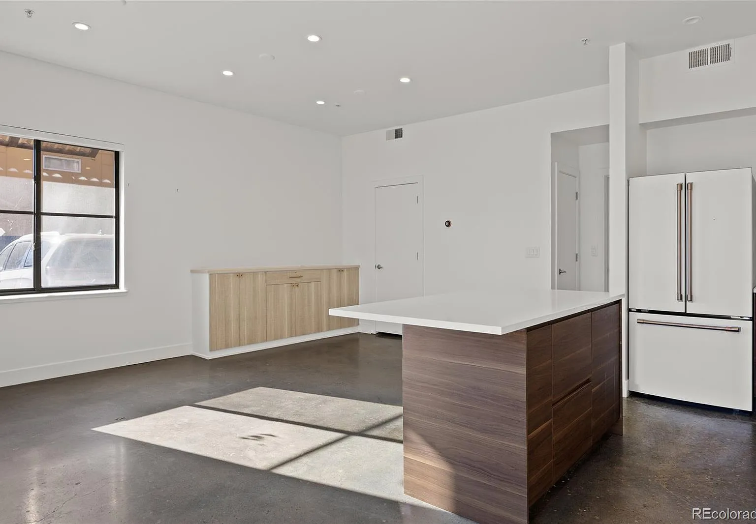 Fire Clay Lofts — Photo 3