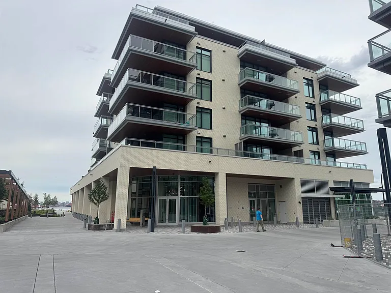 785 Harbour Ave #505 — Photo 2