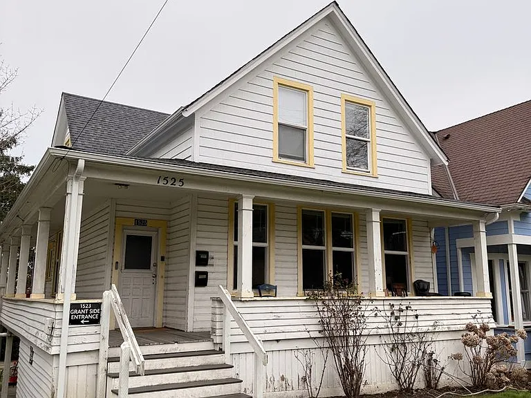 1523 Grant St — Photo 2
