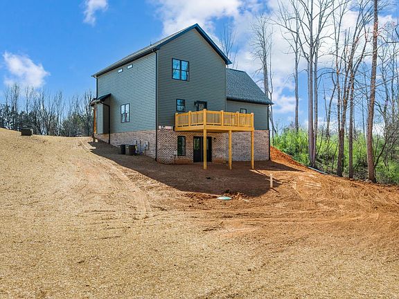 5th image of 2223 Cottontown Rd