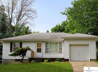 6025 Ruggles St, Omaha, NE 68104