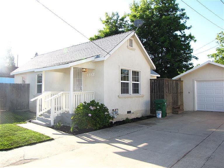1st image of 1/2-418 W Louie Ave