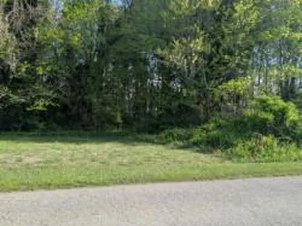 300 Queens Ct, Stevensville, MD 21666