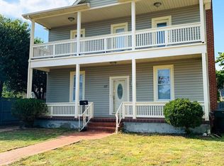 317 Syms St, Hampton, VA 23669