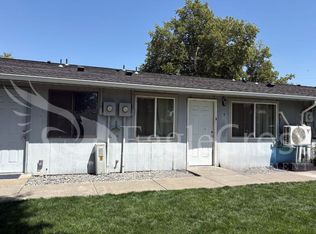 1037 SW Puff Ln APT 5, College Place, WA 99324