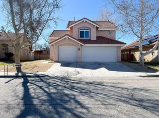 1768 Mesa Dr, Lancaster, CA 93535