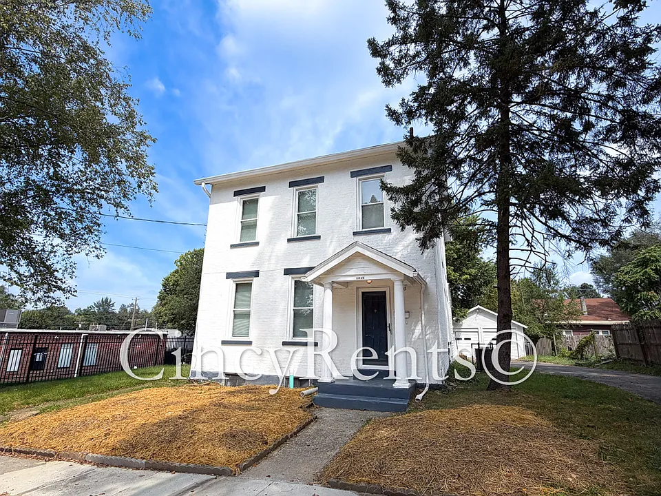 1216 Regent Ave