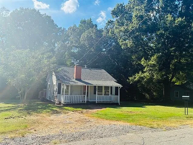 609 North Dr. — Photo 2