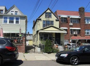 3958 65th St, Flushing, NY 11377