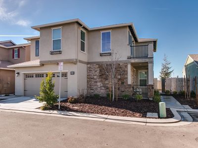 2261 Province Pl, Hughson, CA, 95326
