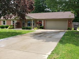 310 Susan Ln, Paducah, KY 42003