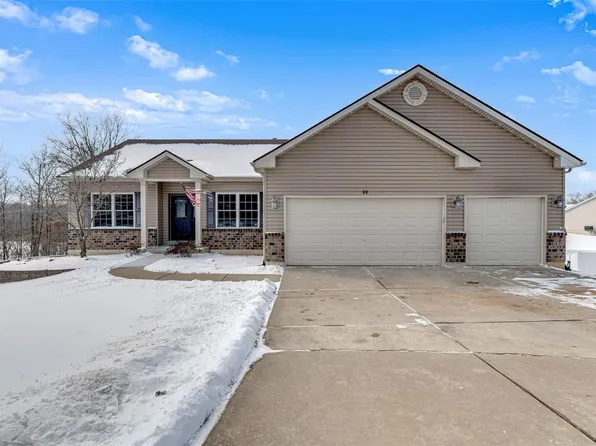 60 Selleck Ct, Troy, MO 63379