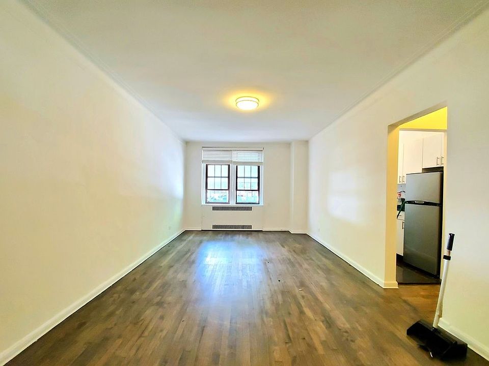 2nd image of 150 Remsen St APT 7