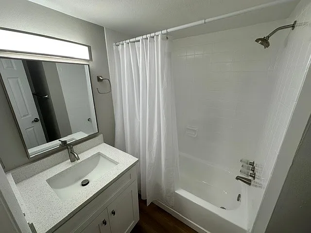 6830 S Trask St #13 — Photo 11