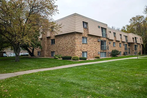 St. Cloud Terrace Photo 1