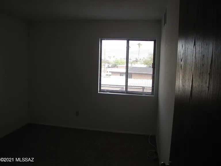 6625 E Golf Links Rd #15 — Photo 5