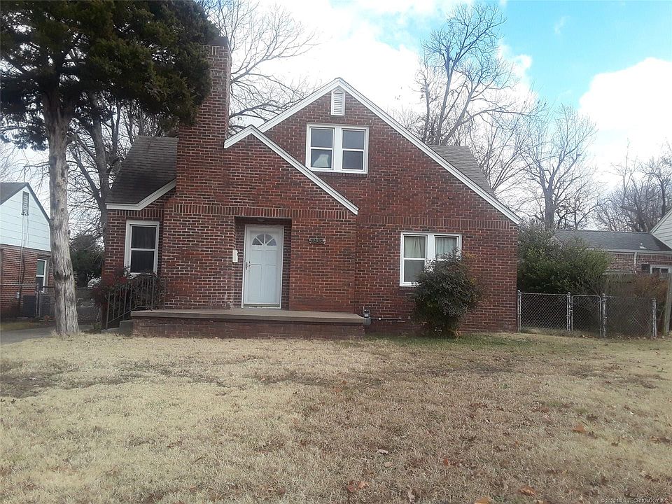 1st image of 1913 S Knoxville Ave