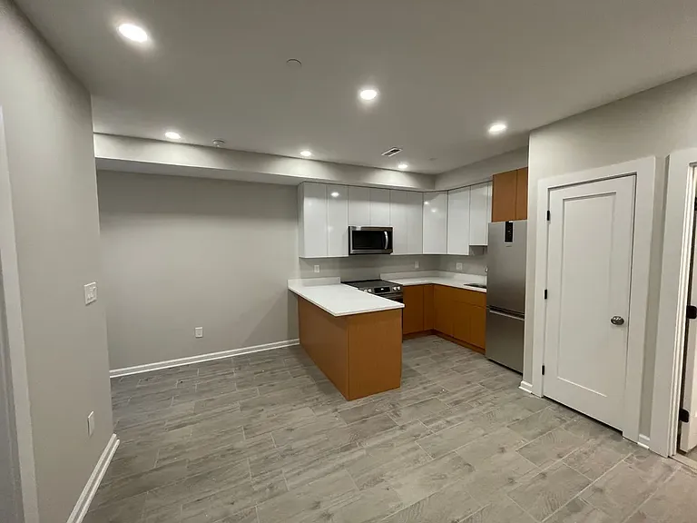 1307 K St SE #2 — Photo 10