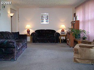 4th image of 8905 NE 79th St