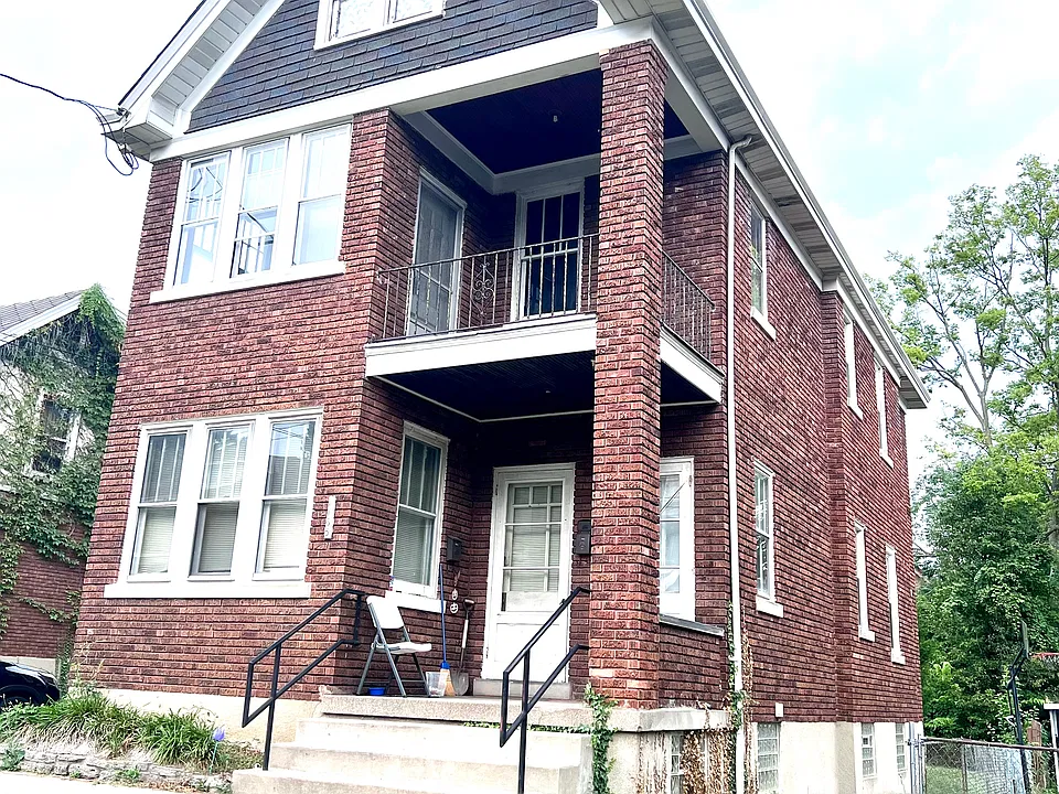 Building Photo 3