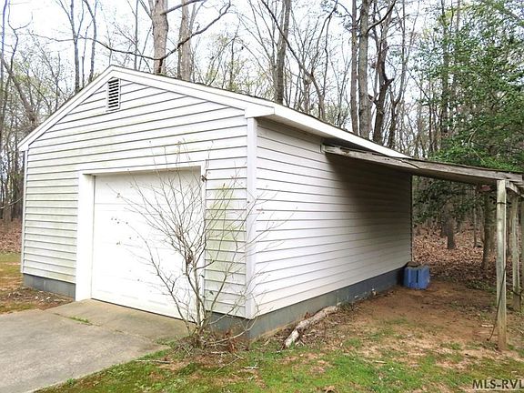 5th image of 209 Lakeview Dr