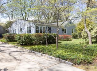 8 Parkside Ave, Miller Place, NY