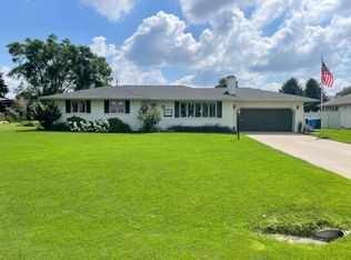 56066 Buckeye Rd, Mishawaka, IN 46545