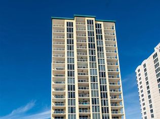 8477 Gulf Blvd APT 301, Navarre, FL 32566