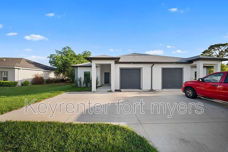 1st image of 26483 Sandhill Blvd