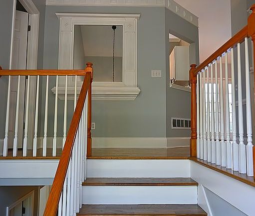 5th image of 4732 Julian Way