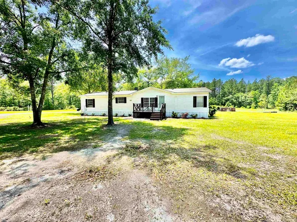 5037 Cherrywood Dr, Ellabell, GA 31308