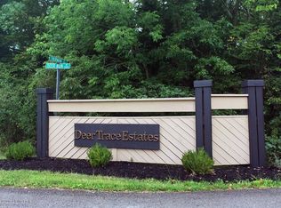 4801 Elm Tree Pl, Louisville, KY 40299