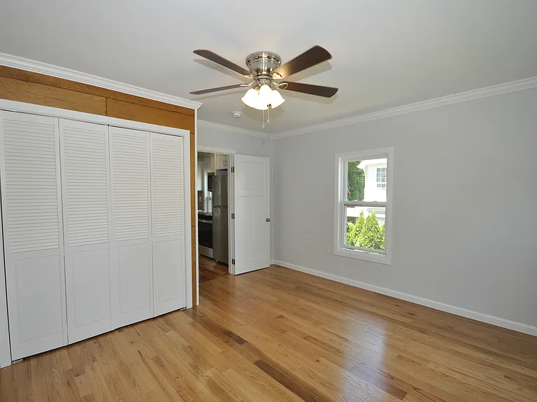 17 Hough St #17 — Photo 16