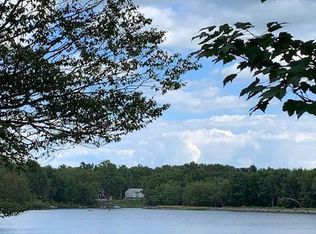 220 Boardwalk Dr, Tobyhanna, PA